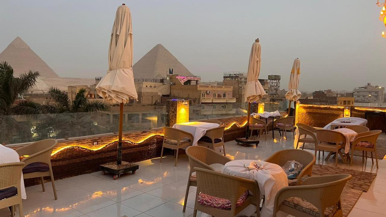 Pyramids Express View Hotel
