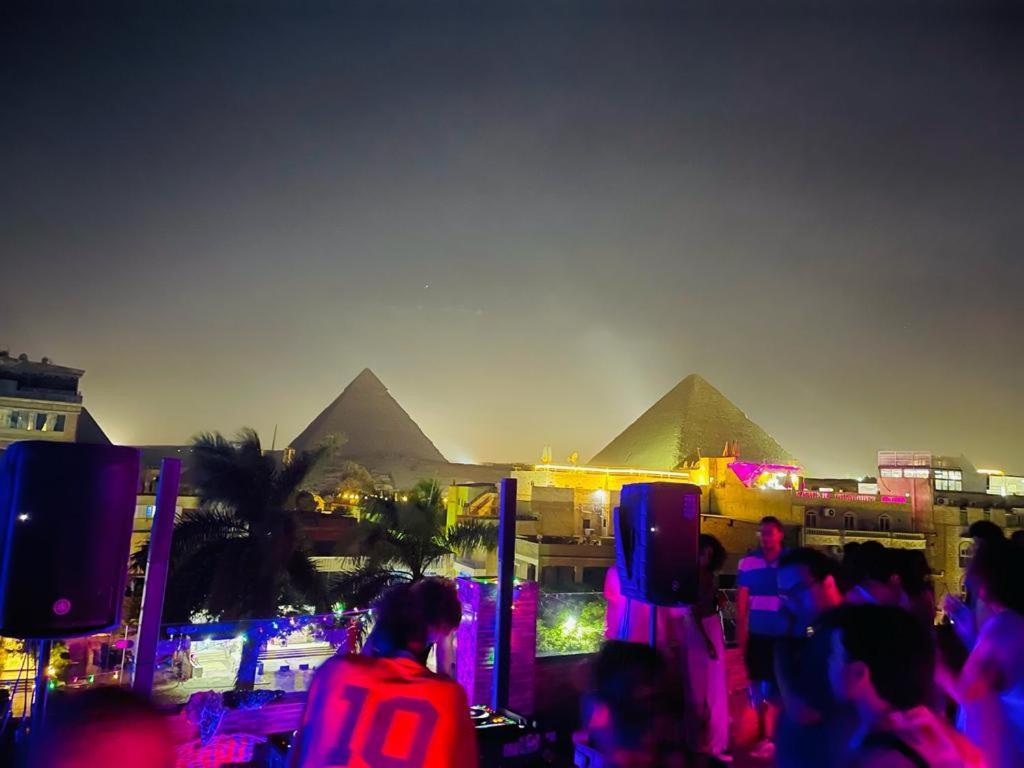 Hotel Pyramids Express View 3*